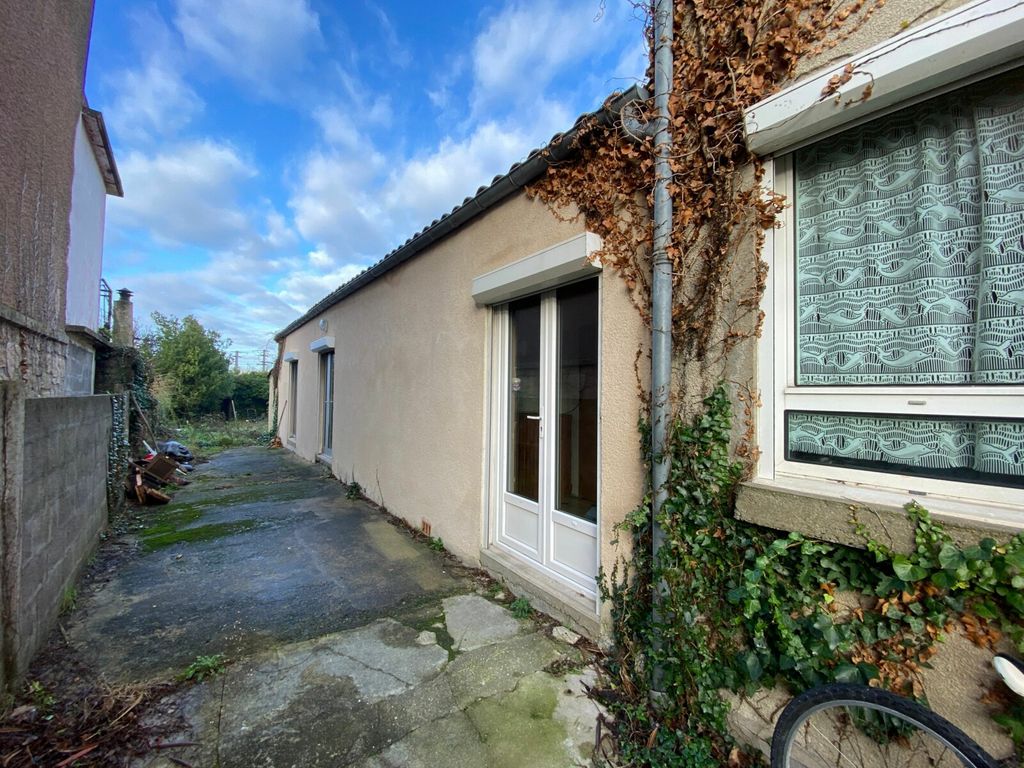 Achat maison à vendre 3 chambres 88 m² - La Rochelle