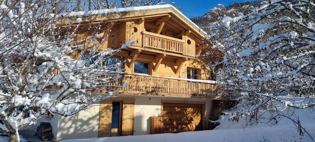 Achat maison à vendre 4 chambres 236 m² - Megève