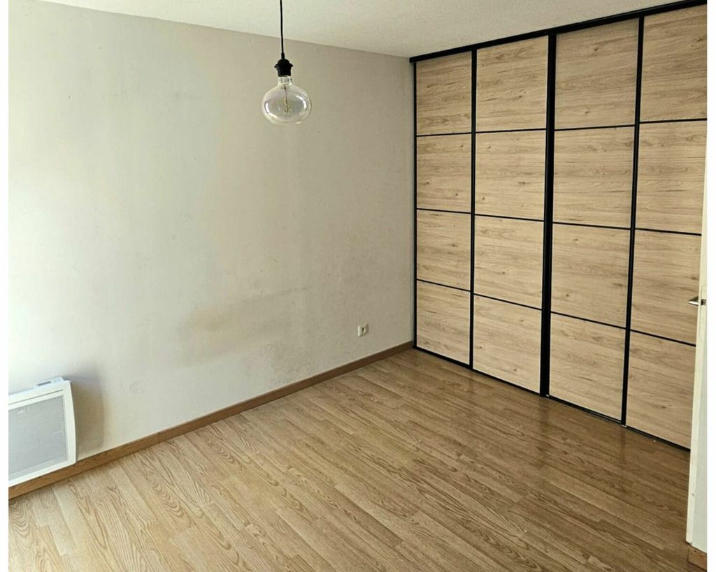Achat appartement à vendre 3 pièces 66 m² - Toulon