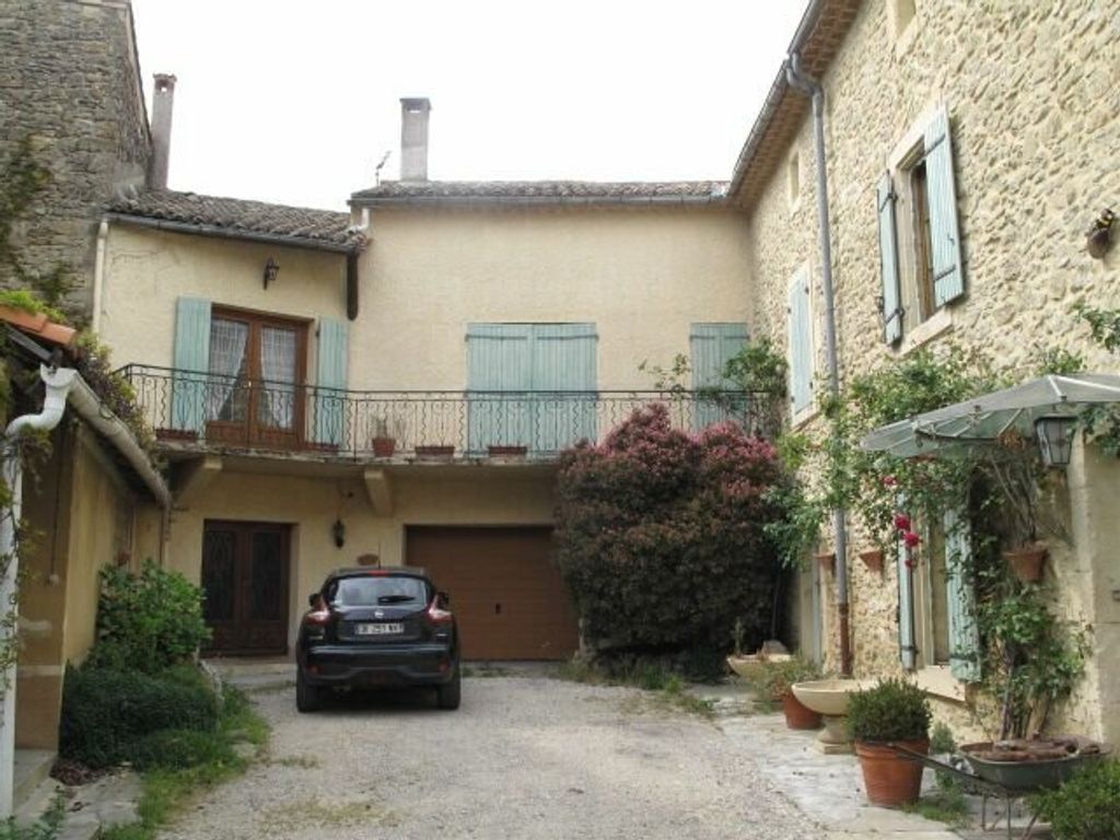 Achat maison à vendre 5 chambres 220 m² - Cavillargues