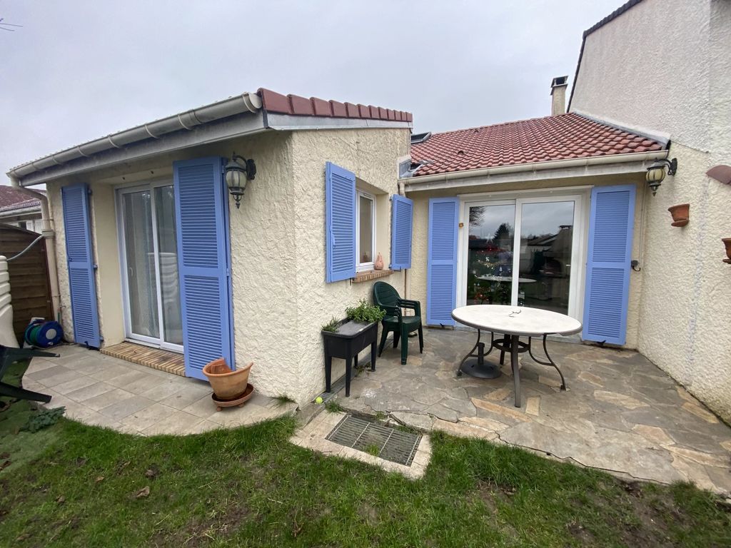 Achat maison à vendre 4 chambres 101 m² - Chelles