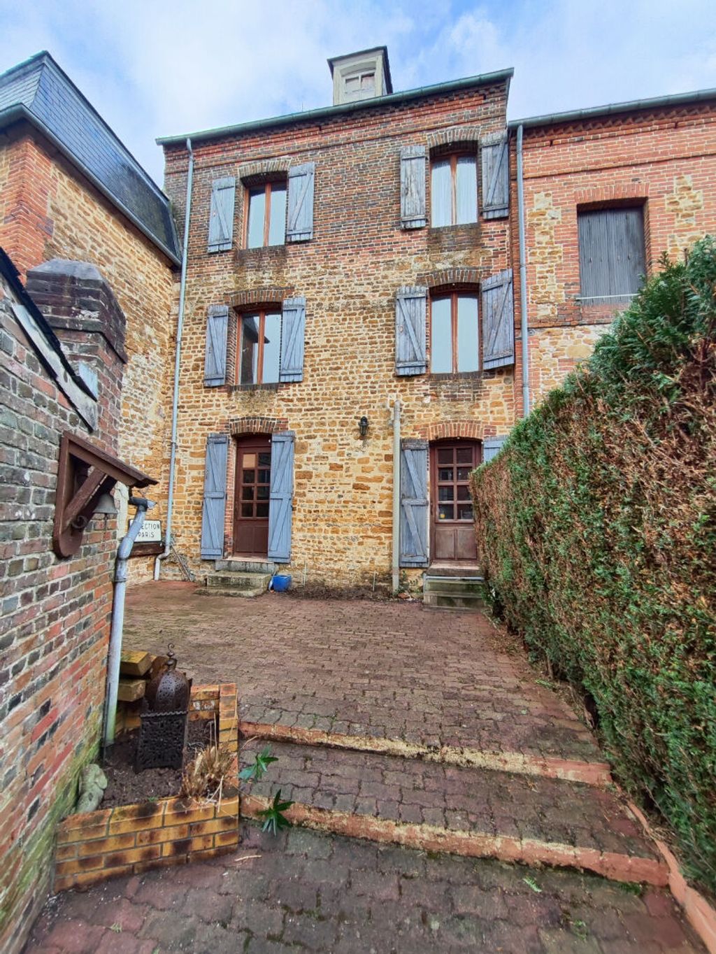 Achat maison à vendre 2 chambres 80 m² - Gacé