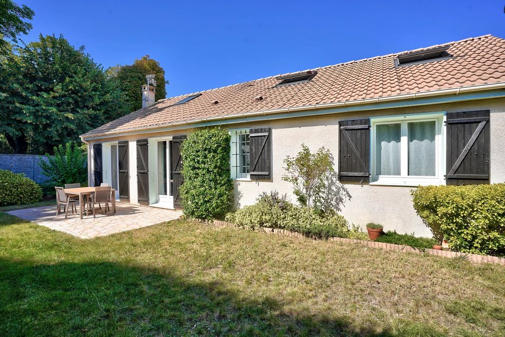 Achat maison à vendre 4 chambres 125 m² - Saint-Germain-lès-Corbeil