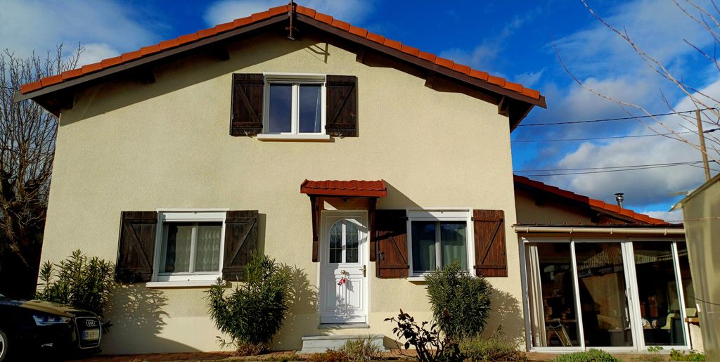 Achat maison à vendre 4 chambres 123 m² - Givors