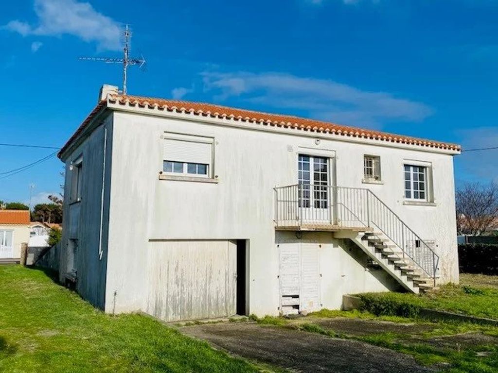 Achat maison à vendre 4 chambres 106 m² - Saint-Hilaire-de-Riez