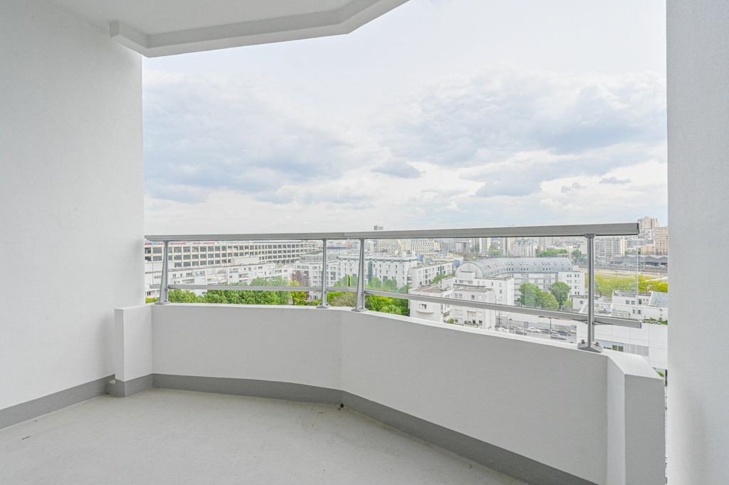 Achat studio à vendre 27 m² - Paris 18ème arrondissement