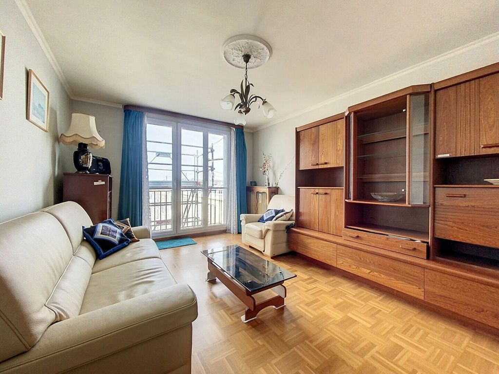 Achat appartement à vendre 4 pièces 67 m² - Rueil-Malmaison