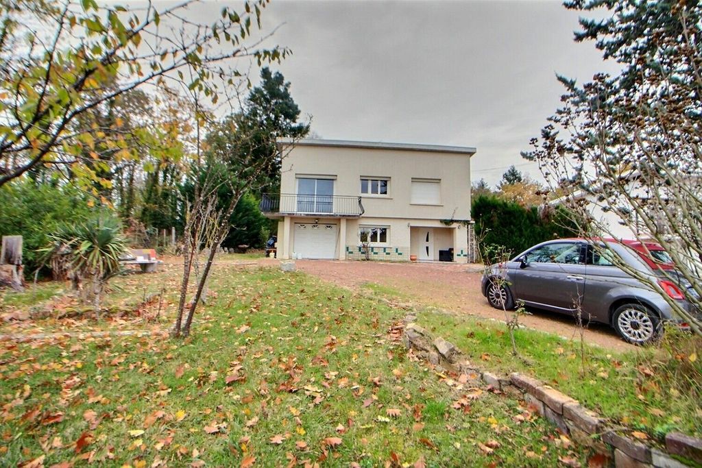 Achat maison à vendre 4 chambres 96 m² - Villerest