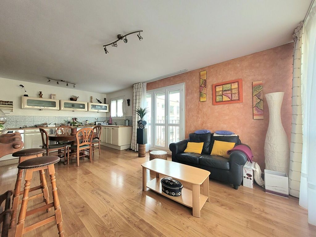 Achat appartement à vendre 3 pièces 61 m² - Yerres