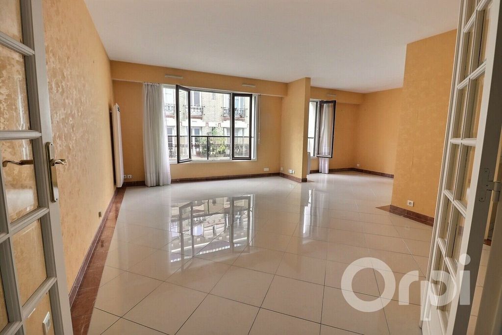 Achat appartement à vendre 5 pièces 114 m² - Paris 20ème arrondissement