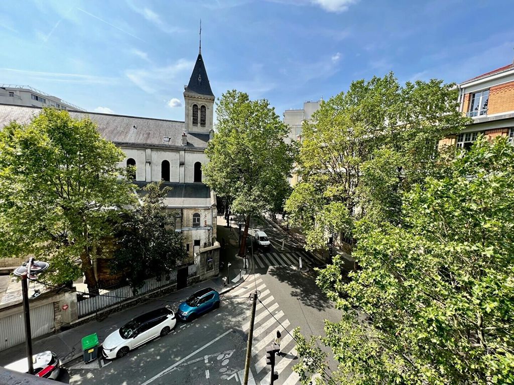 Achat appartement à vendre 3 pièces 73 m² - Paris 19ème arrondissement