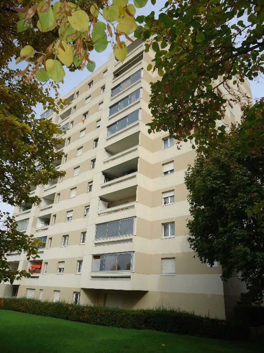 Achat appartement à vendre 2 pièces 54 m² - Saint-Ouen-l'Aumône