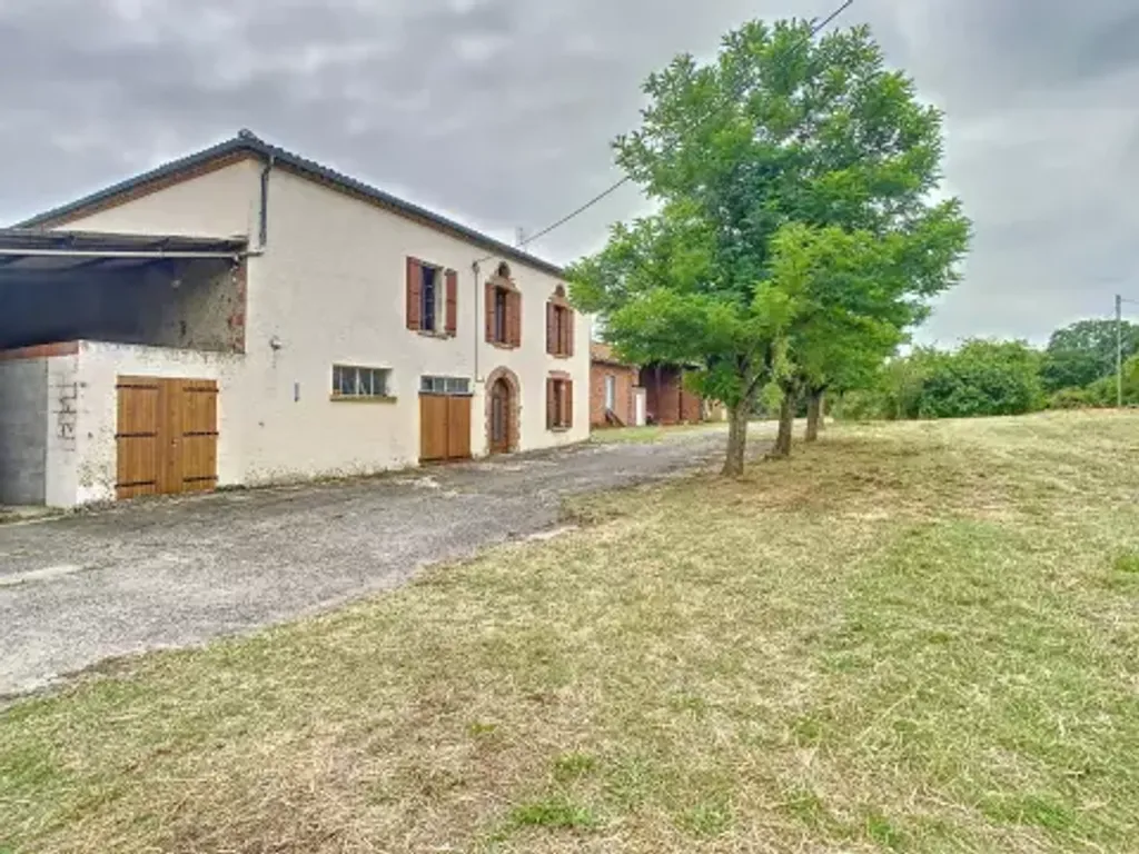 Achat maison à vendre 2 chambres 130 m² - Lavaur