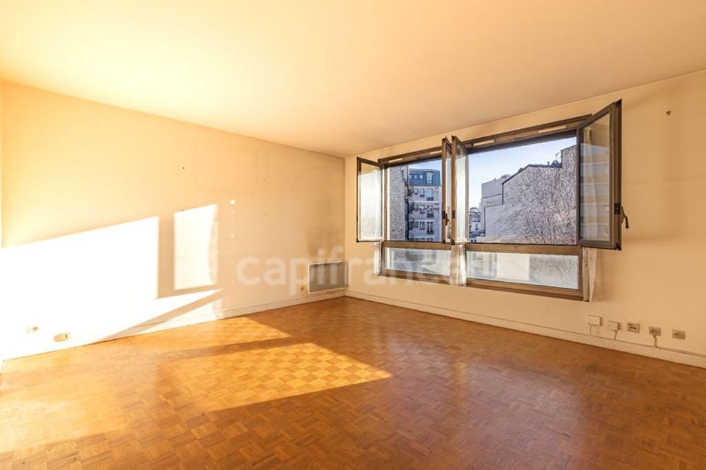 Achat appartement à vendre 4 pièces 84 m² - Paris 11ème arrondissement
