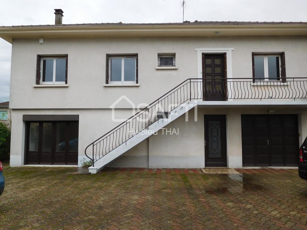 Achat maison à vendre 5 chambres 147 m² - Bourg-en-Bresse