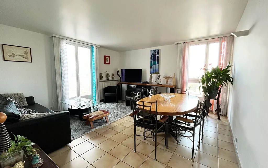 Achat appartement à vendre 3 pièces 69 m² - Cergy