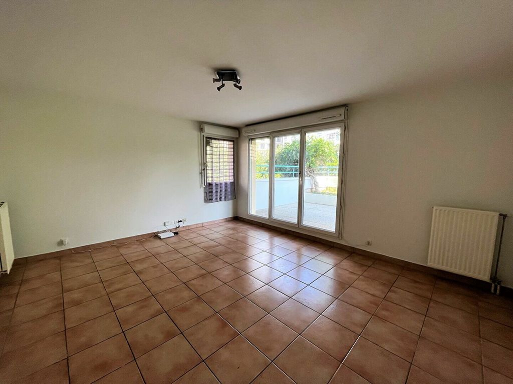 Achat appartement à vendre 2 pièces 64 m² - Courdimanche