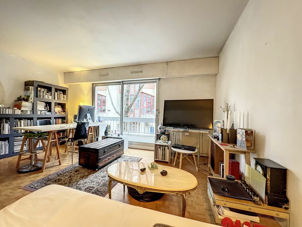 Achat appartement à vendre 3 pièces 68 m² - Paris 10ème arrondissement