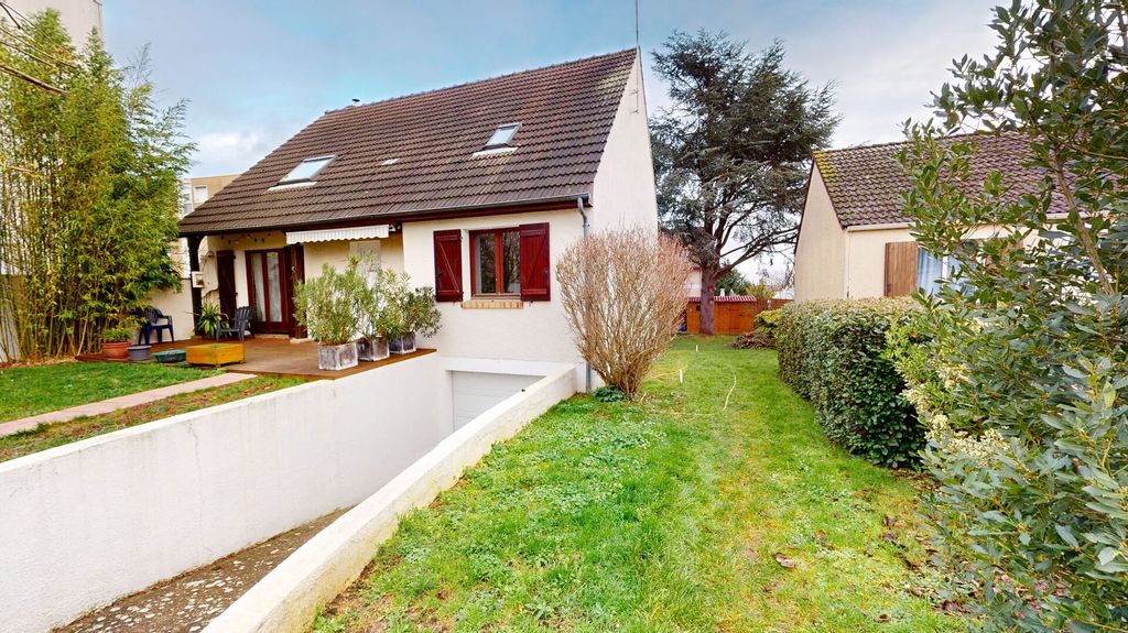 Achat maison à vendre 4 chambres 117 m² - Corbeil-Essonnes