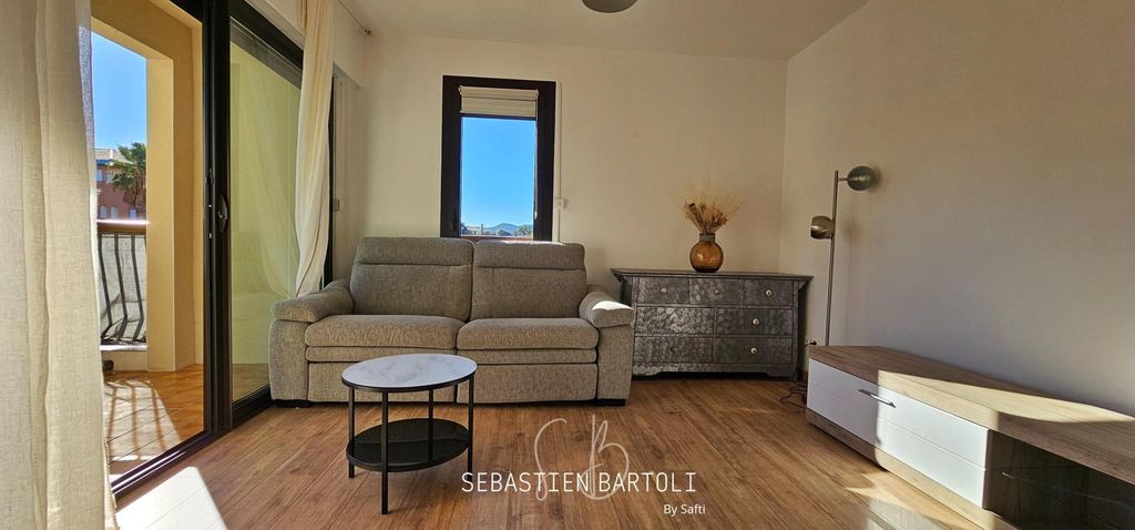 Achat appartement à vendre 2 pièces 42 m² - Porto-Vecchio