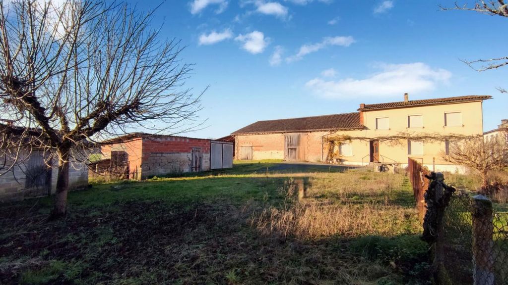 Achat maison à vendre 2 chambres 200 m² - Montpon-Ménestérol