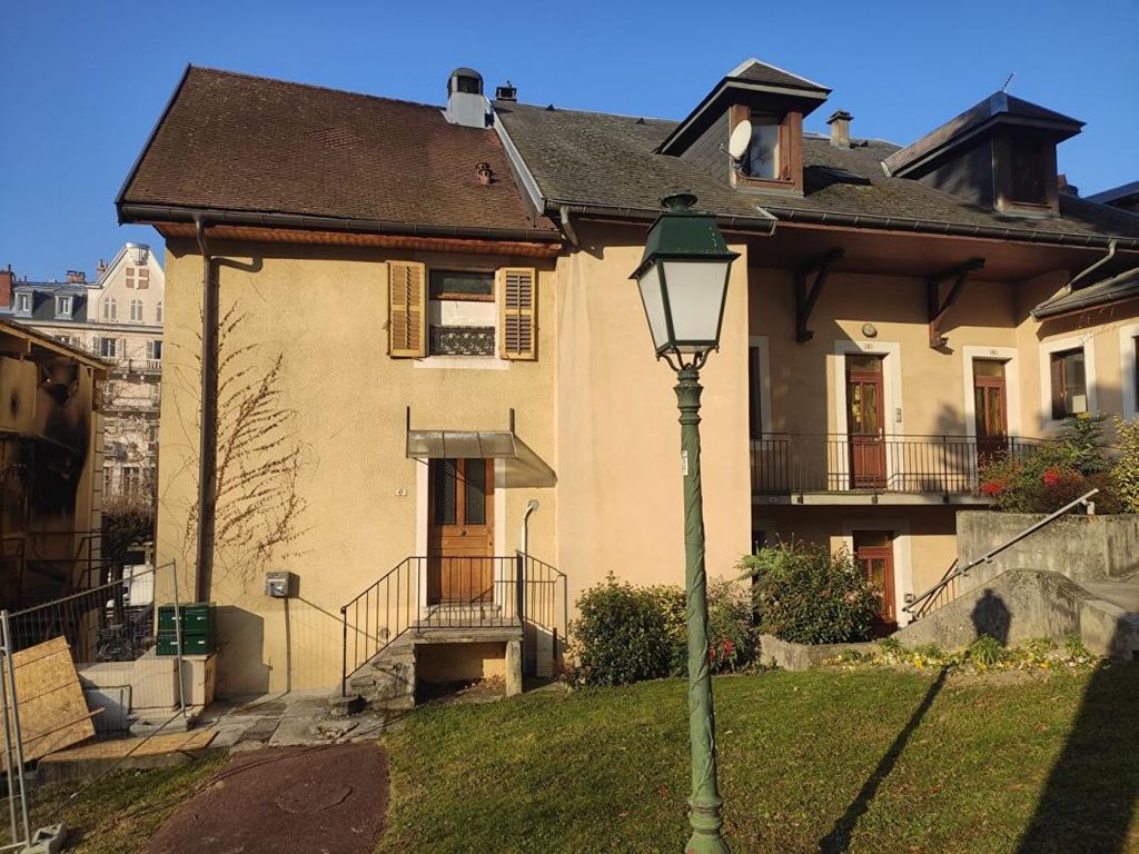 Achat maison à vendre 6 chambres 94 m² - Aix-les-Bains