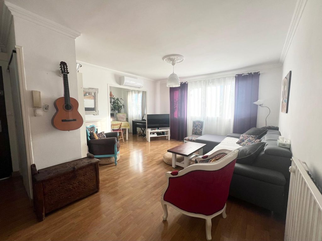 Achat appartement à vendre 4 pièces 70 m² - La Valette-du-Var