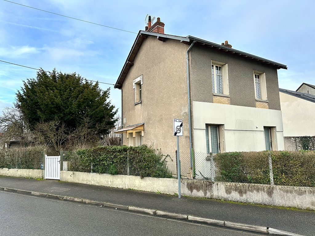 Achat maison à vendre 2 chambres 82 m² - Joué-lès-Tours