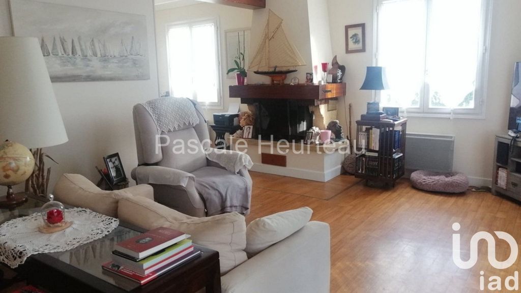 Achat maison à vendre 4 chambres 180 m² - Saint-Georges-de-Didonne