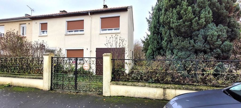 Achat maison à vendre 4 chambres 88 m² - Saint-Martin-sur-le-Pré