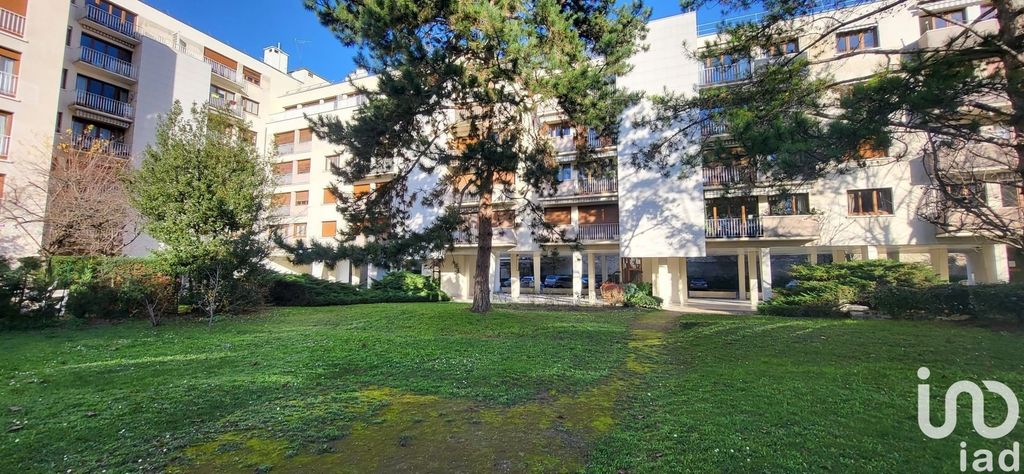 Achat appartement à vendre 5 pièces 99 m² - Rueil-Malmaison