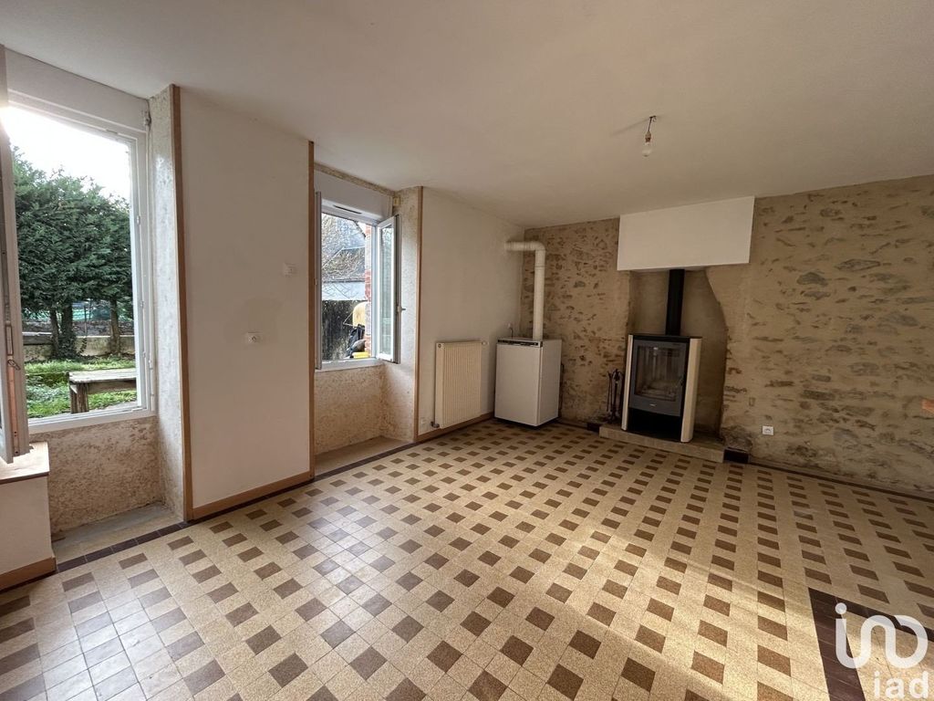 Achat maison à vendre 4 chambres 181 m² - Saint-Varent