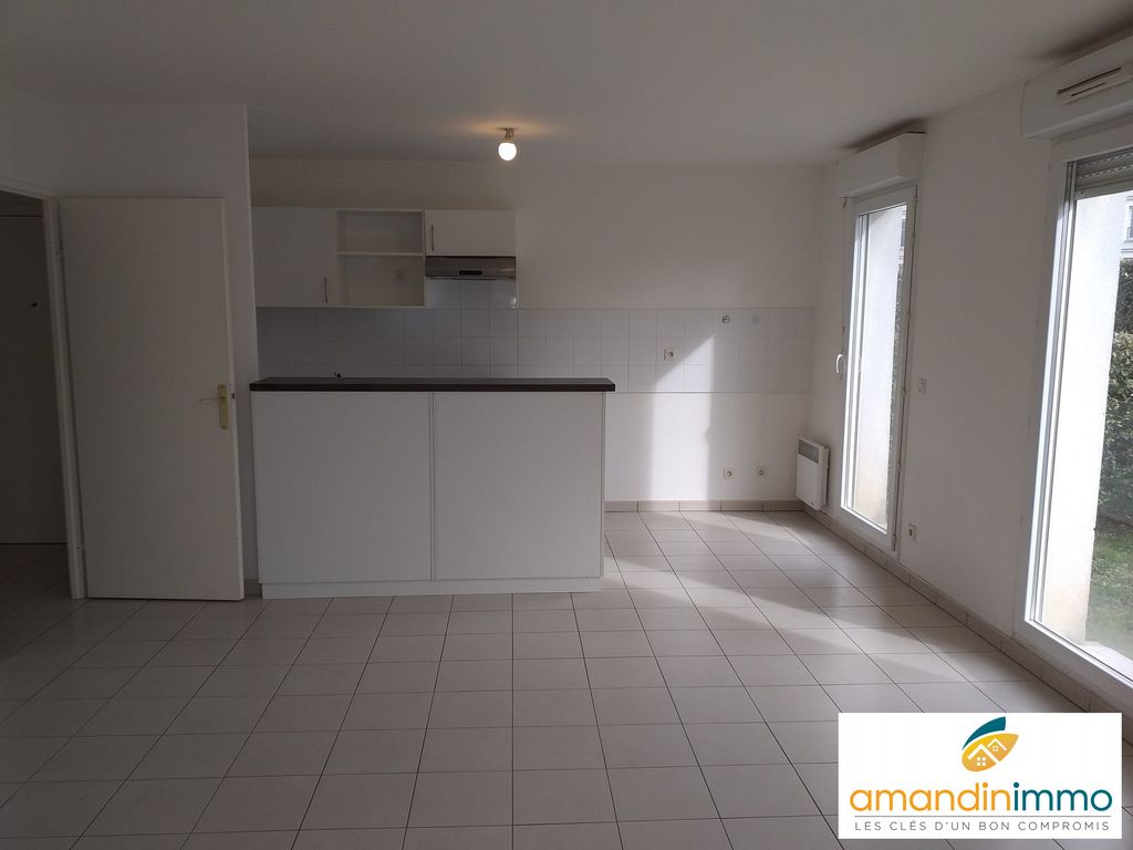 Achat appartement à vendre 3 pièces 61 m² - Savigny-le-Temple