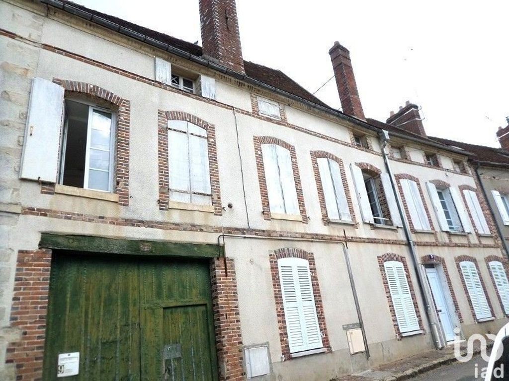 Achat appartement à vendre 4 pièces 98 m² - Villeneuve-sur-Yonne