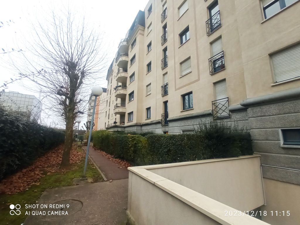 Achat appartement à vendre 2 pièces 47 m² - Cergy