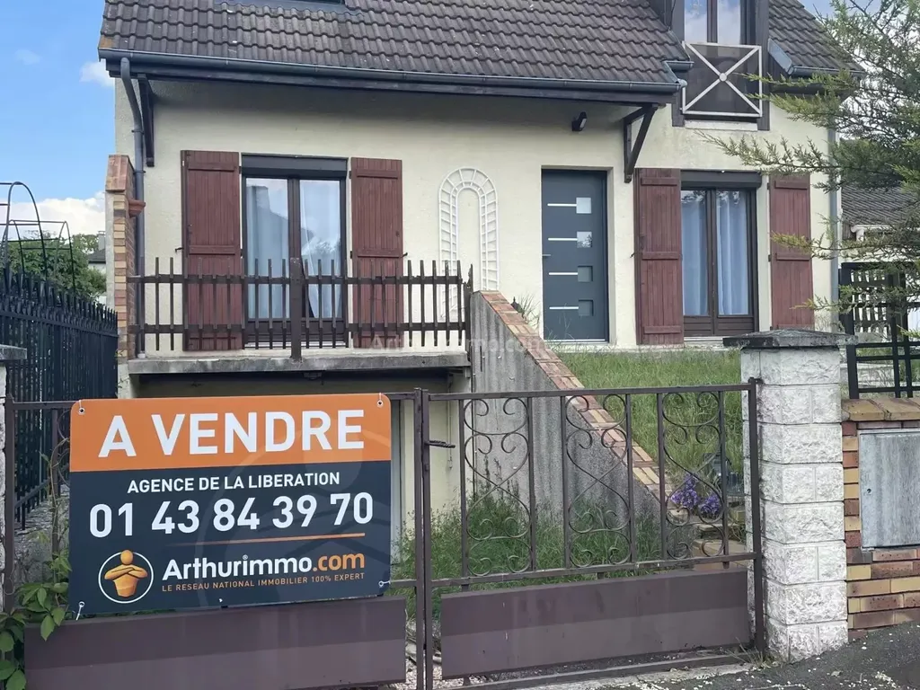 Achat maison à vendre 4 chambres 103 m² - Sevran