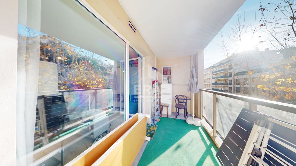 Achat appartement à vendre 2 pièces 47 m² - Nice