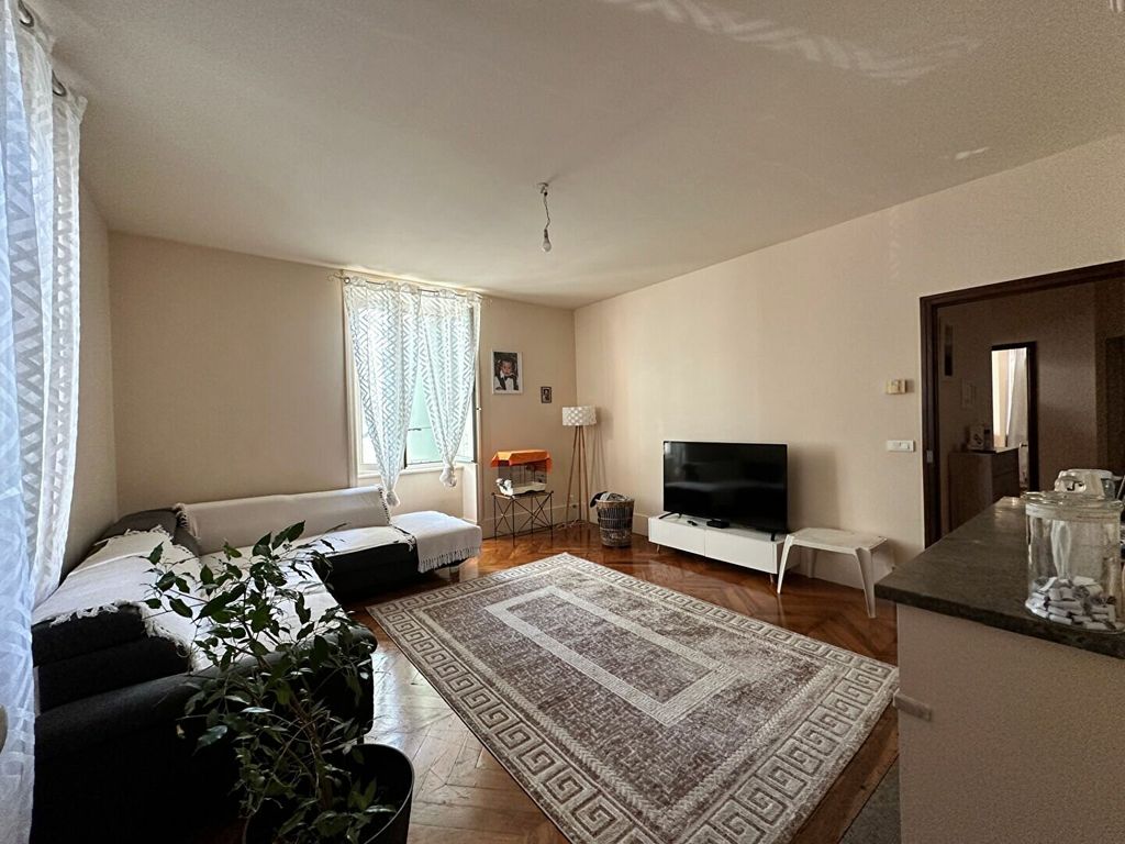 Achat appartement à vendre 3 pièces 72 m² - Vals-les-Bains