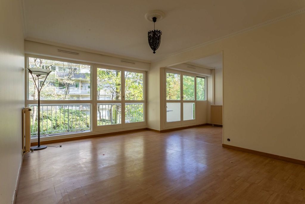 Achat appartement à vendre 4 pièces 78 m² - Le Plessis-Robinson