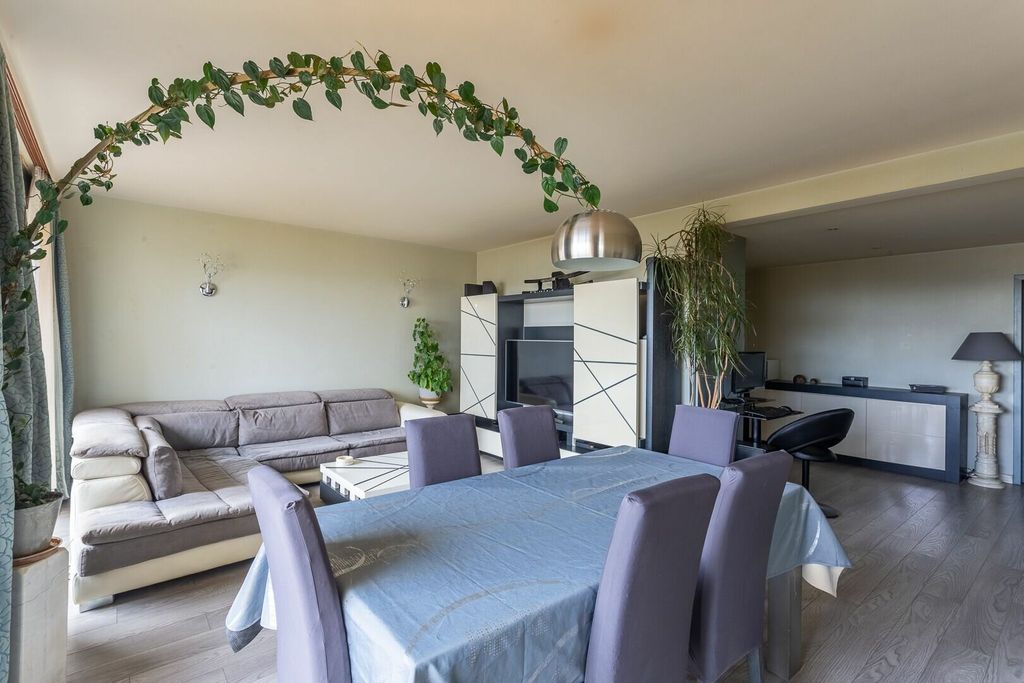 Achat appartement à vendre 4 pièces 92 m² - Meudon la Forêt