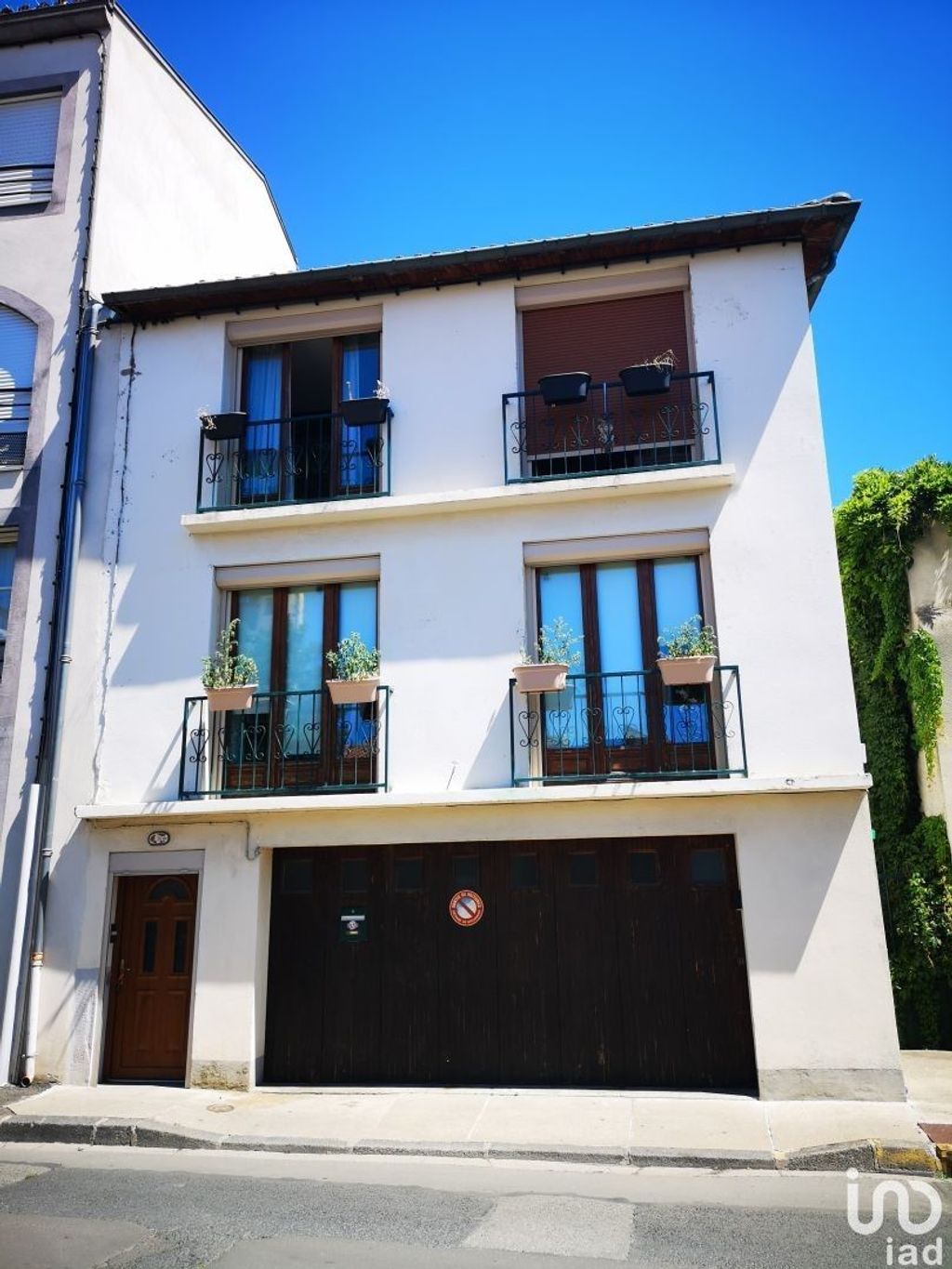 Achat maison à vendre 2 chambres 104 m² - Riom