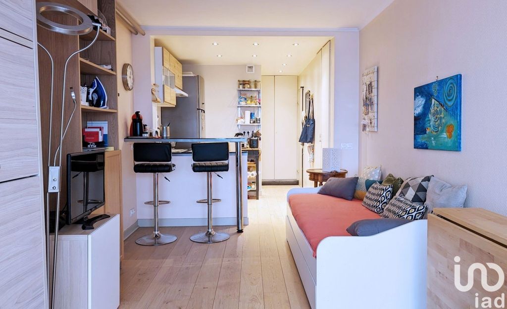 Achat studio à vendre 27 m² - Paris 15ème arrondissement