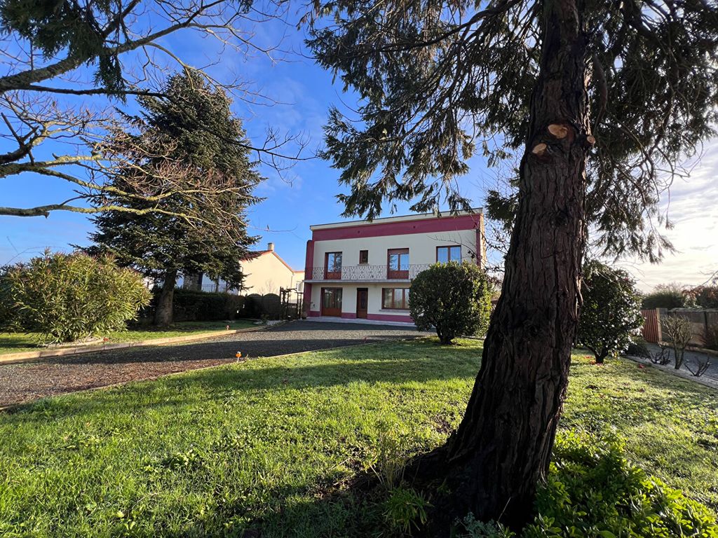 Achat maison 5 chambre(s) - Beaulieu-sous-la-Roche