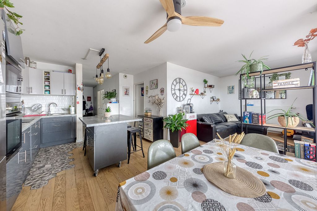 Achat appartement à vendre 4 pièces 82 m² - Noisy-le-Grand