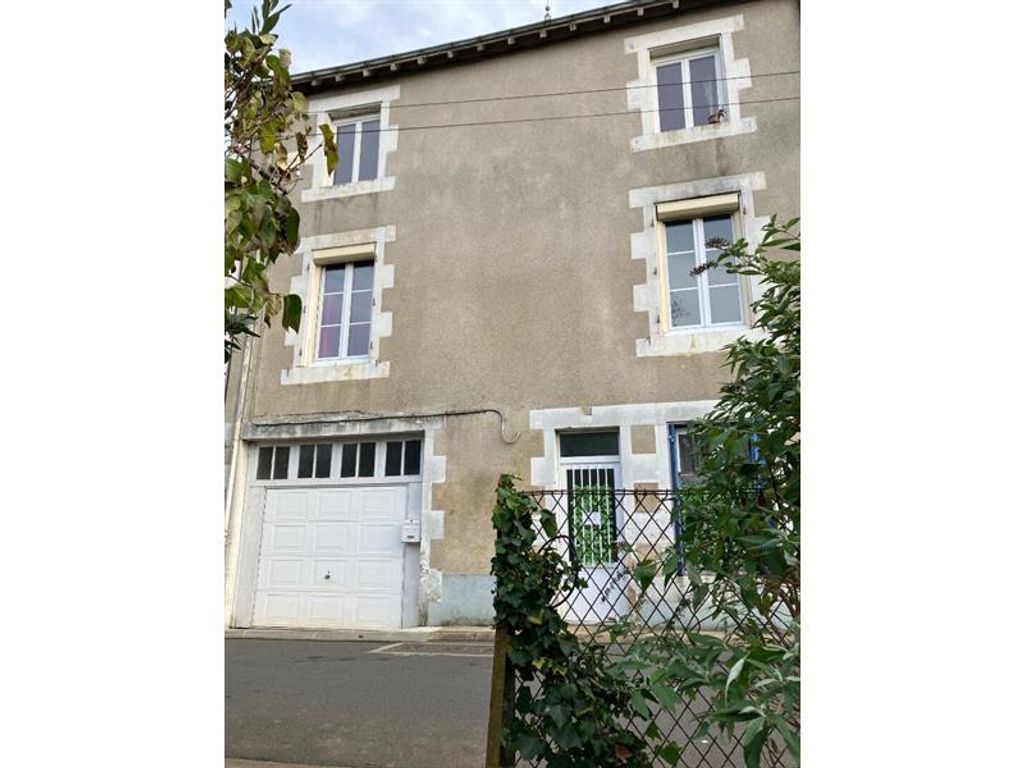 Achat maison à vendre 5 chambres 214 m² - Civray