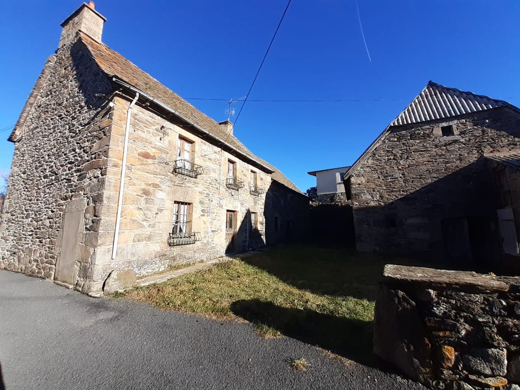 Achat maison à vendre 3 chambres 100 m² - Saint-Geniez-d'Olt-et-d'Aubrac