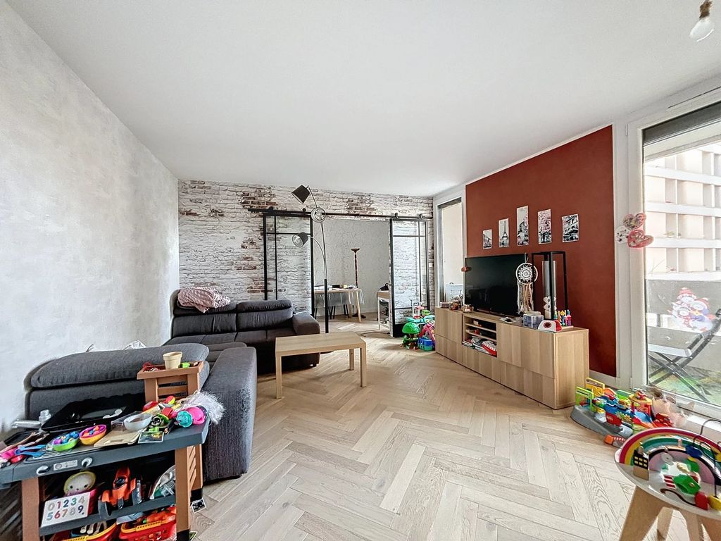 Achat appartement à vendre 5 pièces 95 m² - Élancourt