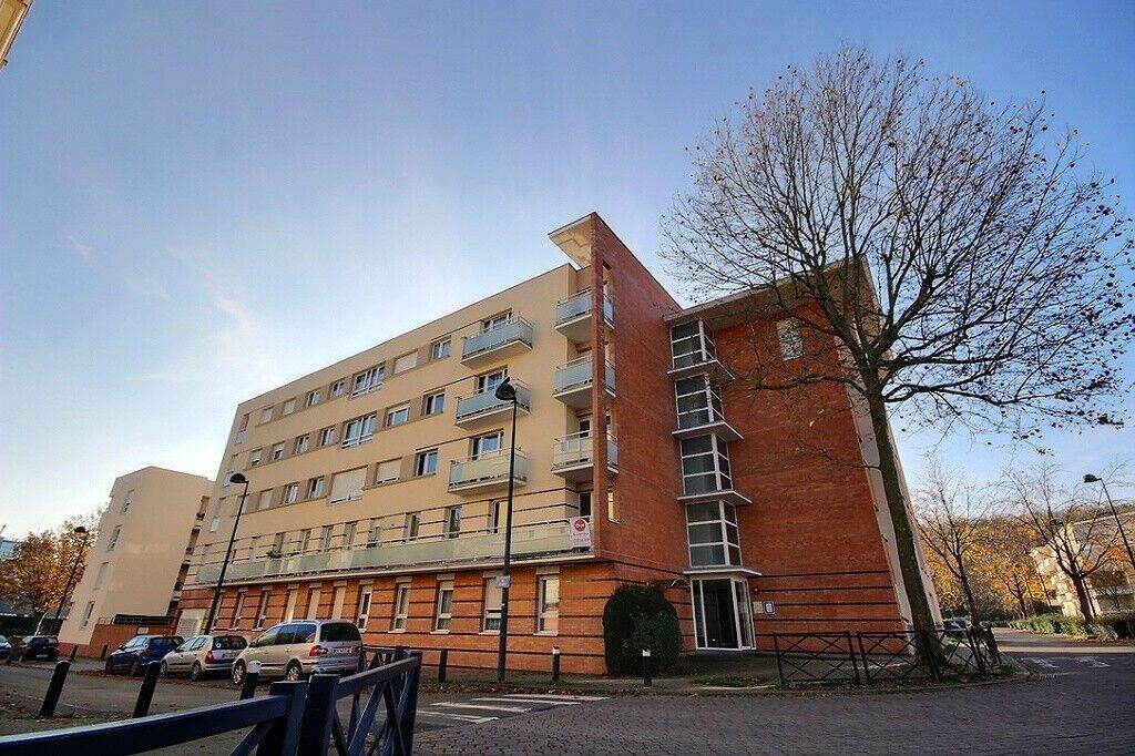 Achat appartement à vendre 2 pièces 43 m² - Élancourt