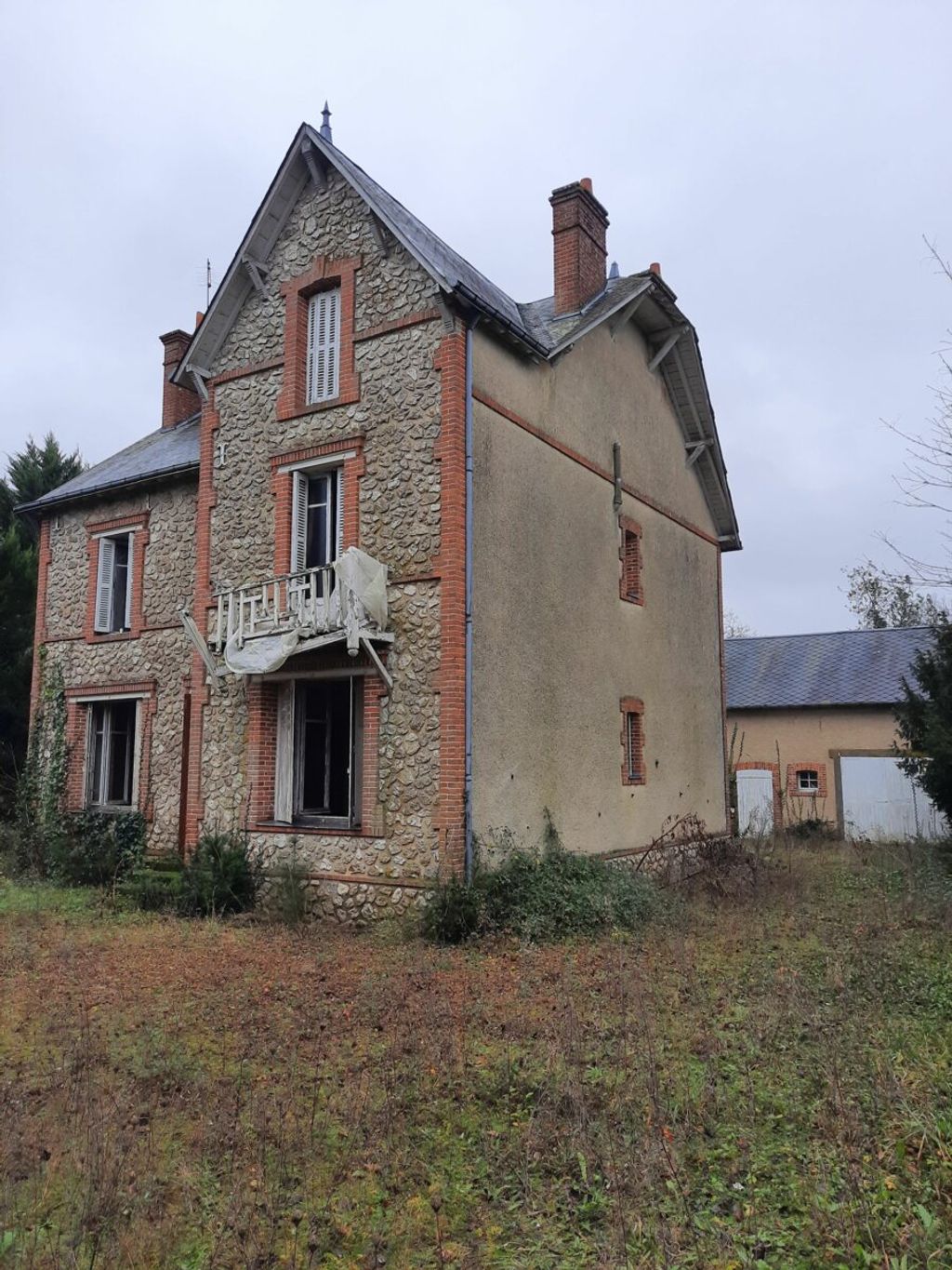 Achat maison à vendre 4 chambres 145 m² - Neung-sur-Beuvron