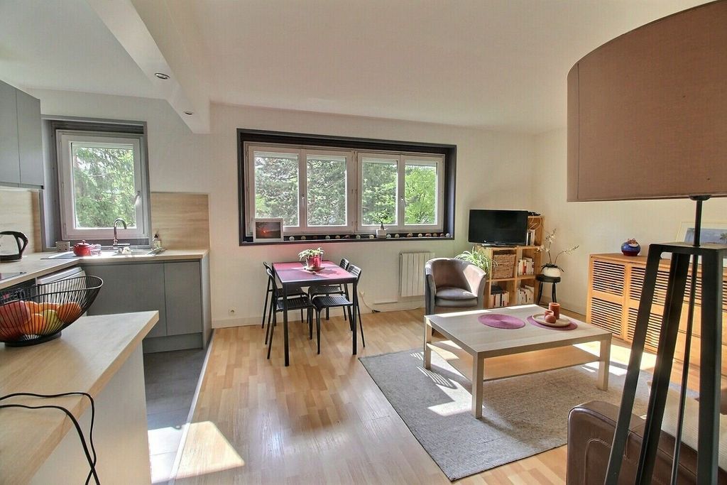 Achat studio à vendre 48 m² - Clichy